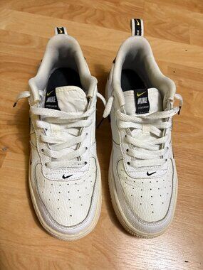Nike Air Force 1 LV8 Utility